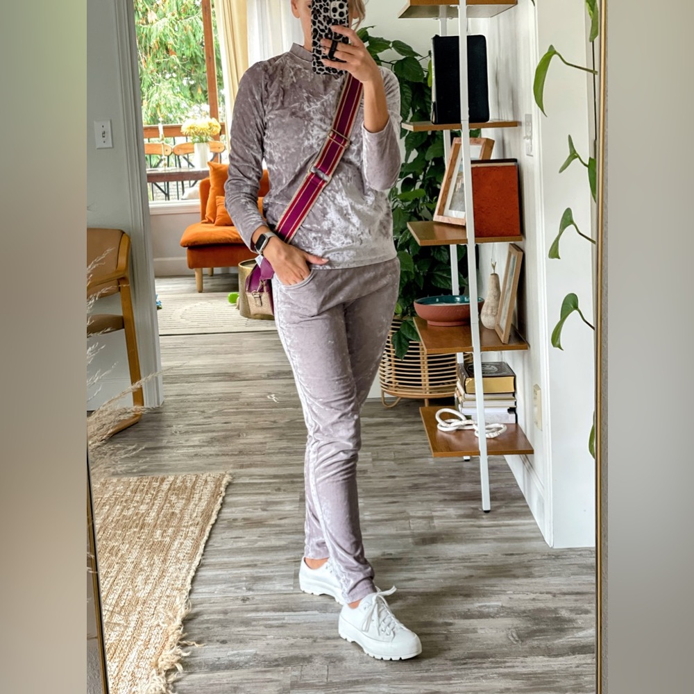 Sport suit , very comfortable, soft and cozy